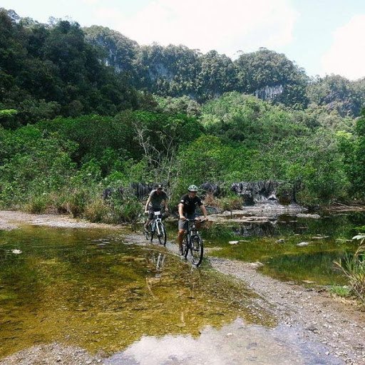 Sarawak Rainforest Bike Discovery Tour 8 Days